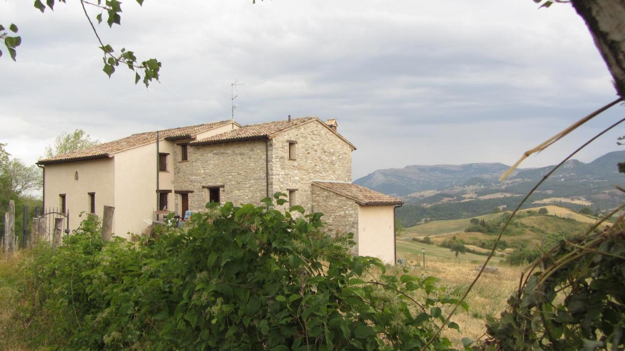 Casale Le Fontanelle Monte Grimano Terme Exterior foto