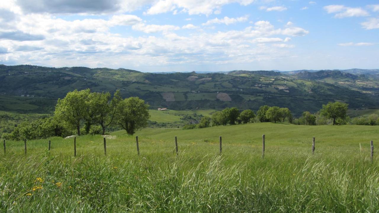 Casale Le Fontanelle Monte Grimano Terme Exterior foto